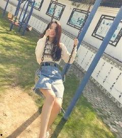 101戚砚笛背景,从选秀舞台到璀璨星途的蜕变之路